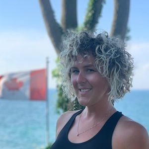 Meet your Posher, Cara